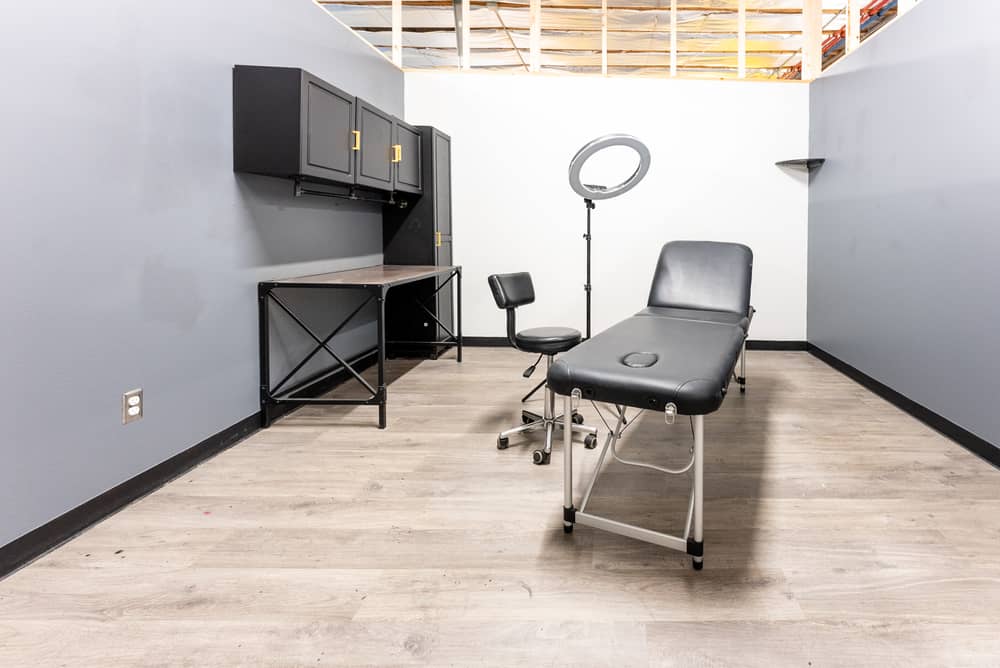A suite with a drawing desk
